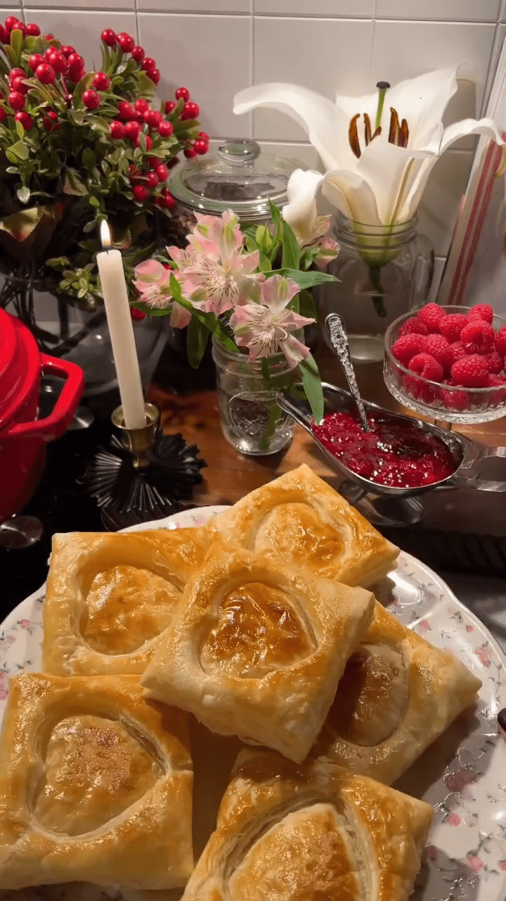 7717b154 f62a 4028 8912 03e8deb89384