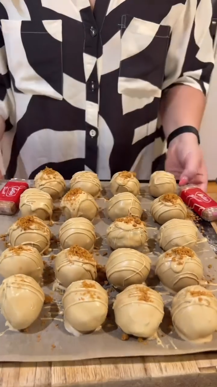 ecf66cb1 1295 44c4 a77d b19edf827bb7