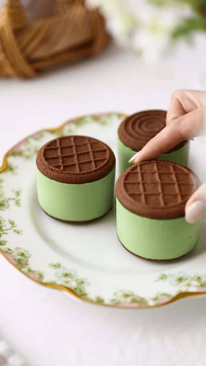 ef2f8a57 c5d2 4c5a 80a9 16d86b8ffd01