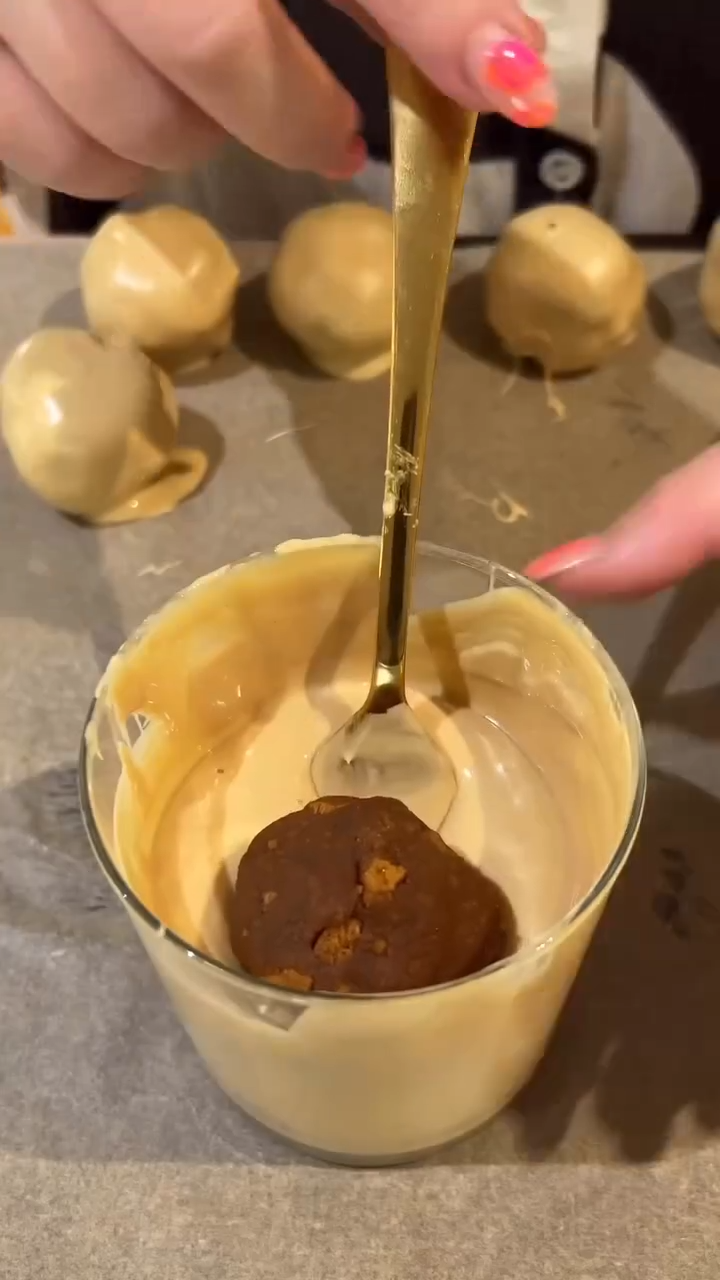 f1d6e635 41f0 4217 ac8e e3eb212ef014